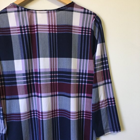 Stretchy Plaid Print 3/4 Sleeve Pullover Top - Picture 8 of 16